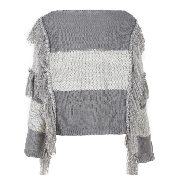 Patchwork Long Fringe Black & Gray Sweater - Picture 9 of 9